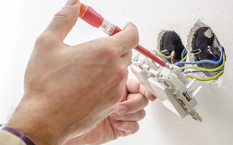 tarifs électricien Paris 20